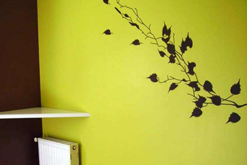 Mur peint avec décorations murales
